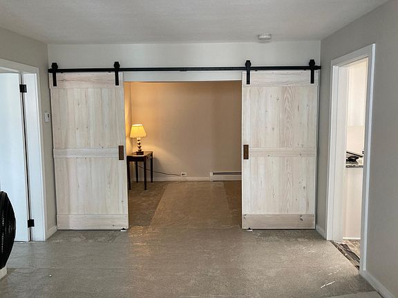 3rd image of 38 Carter St #1R