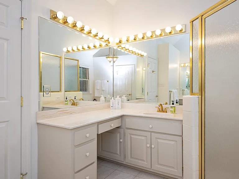 5808 Laurel Rock Ln — Photo 22