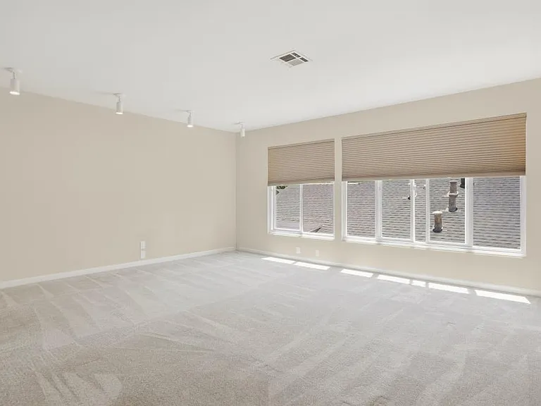 8879 Hillery Dr — Photo 13