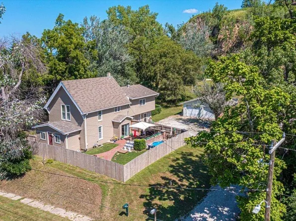 135 E Michigan St, Missouri Valley, IA 51555