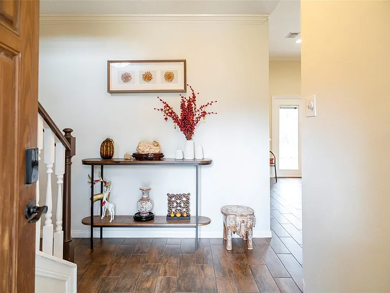 18310 Spellbrook Dr — Photo 29