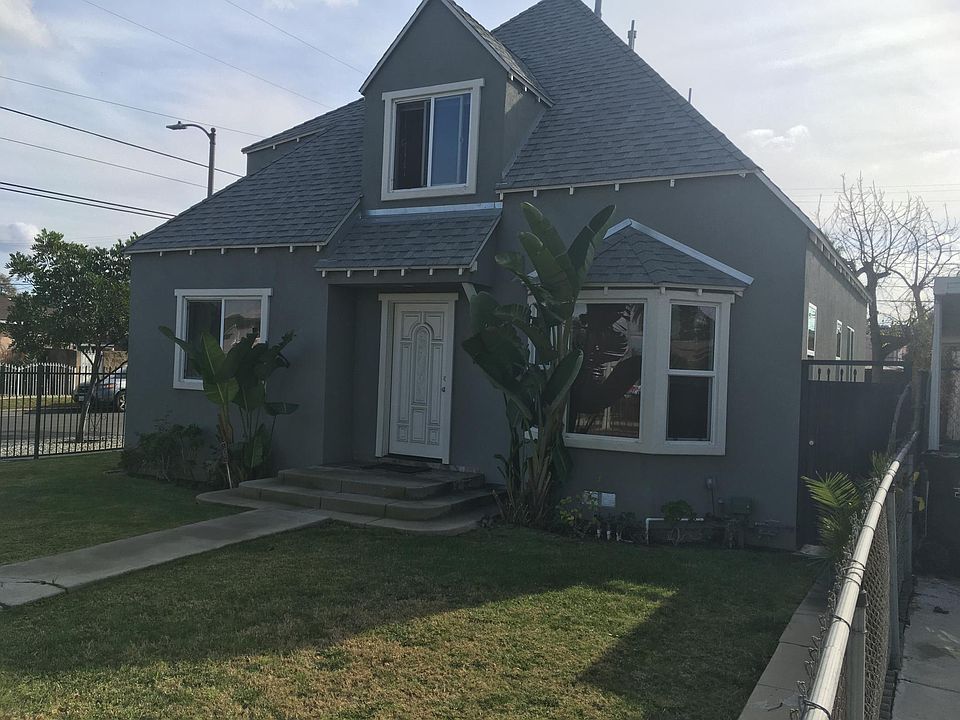 1st image of 800 W 106th St