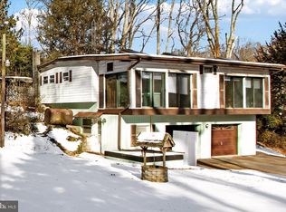 94 Pennypacker Rd, Mohnton, PA 19540