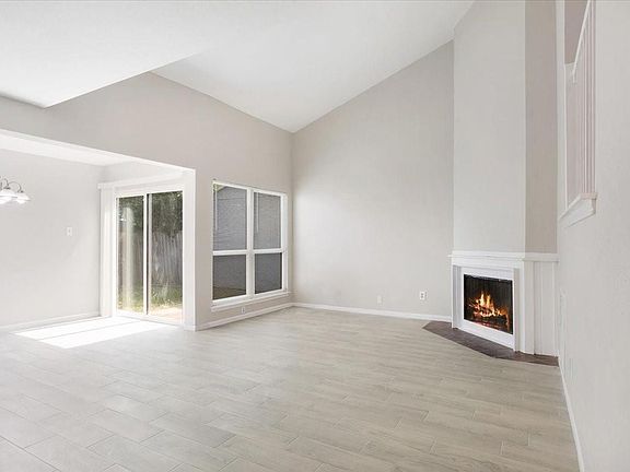 4th image of 10254 Bridgeland Ln