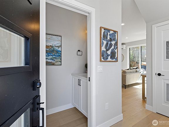 5th image of 4114 NE 60th Street