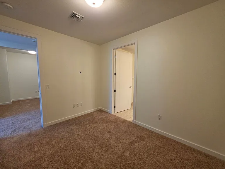 4525 Dean Martin Dr #2807 — Photo 28