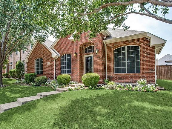 2nd image of 5533 Glenview Ln