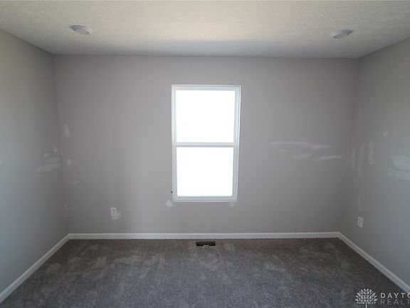 4th image of 326 Dove Ct