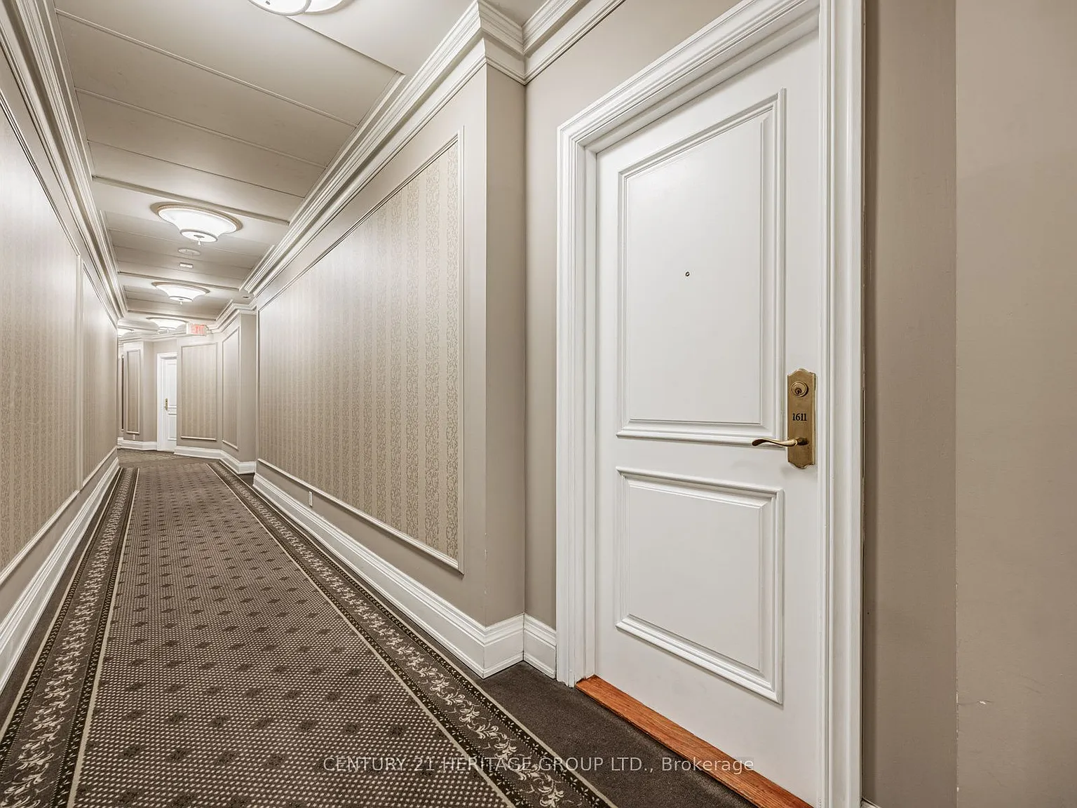 2 bed, $2,500 — Photo 4