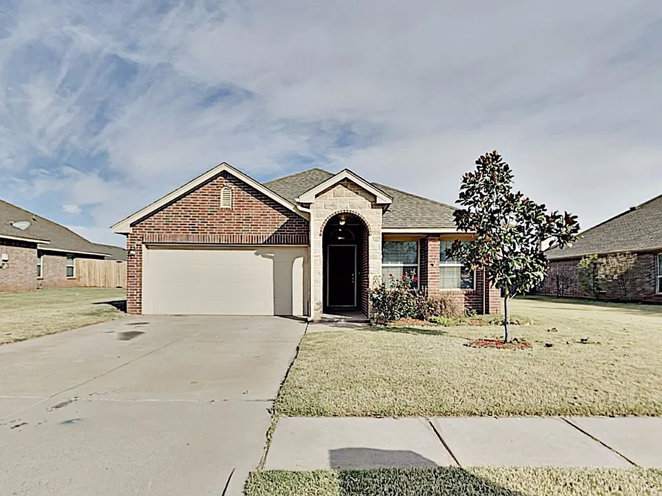 11121 SW 41st Pl