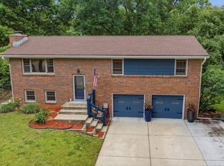 2229 Seaton Ave, Manhattan, KS 66502