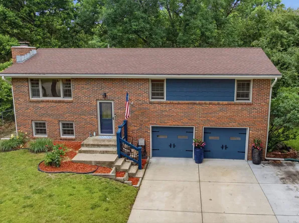2229 Seaton Ave, Manhattan, KS 66502