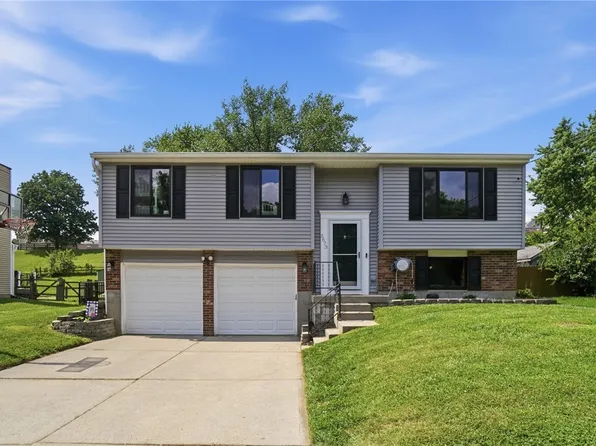 5673 Planet Dr, Fairfield, OH 45014