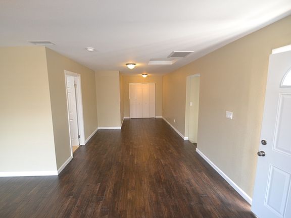 3rd image of 14636 Astoria St