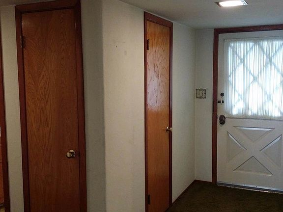 3rd image of 4083 Fotos Ct