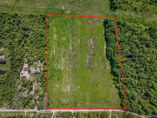 0 Tower Rd, South Lyon, MI 48178