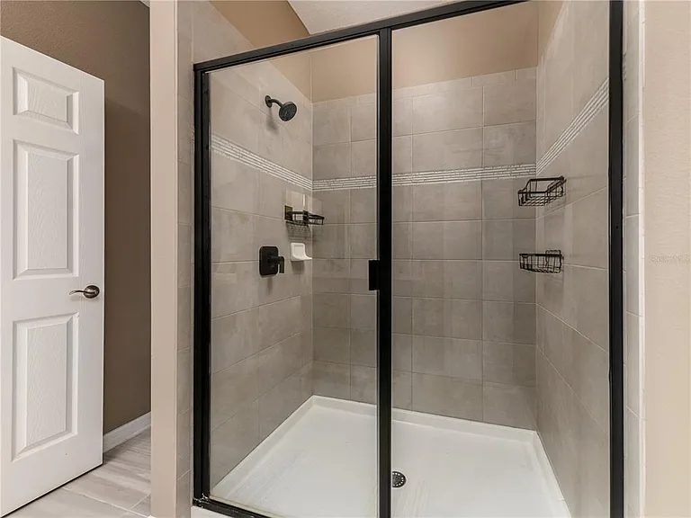 29844 Southwell Ln — Photo 20
