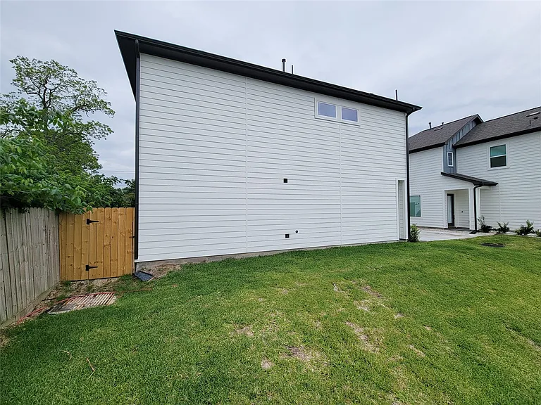 8316 Curry St #A — Photo 44