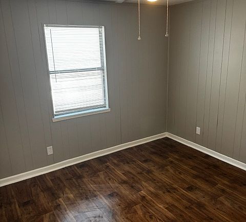 5th image of 401 S 4th Ave #1