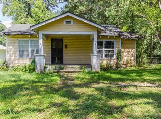 211 S Gray Ave, Picayune, MS 39466