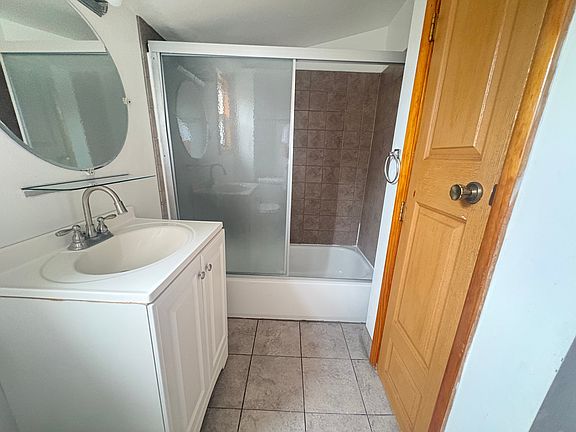 4th image of 2906 W McLean Ave #3