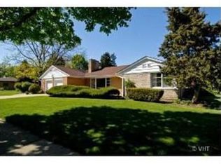 210 Cornell Ave, Des Plaines, IL 60016