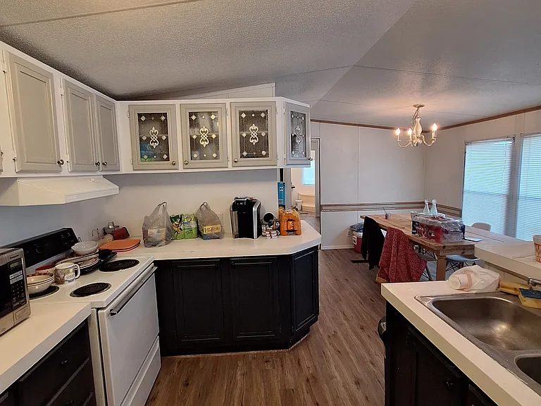 18500 Pine Dr — Photo 8