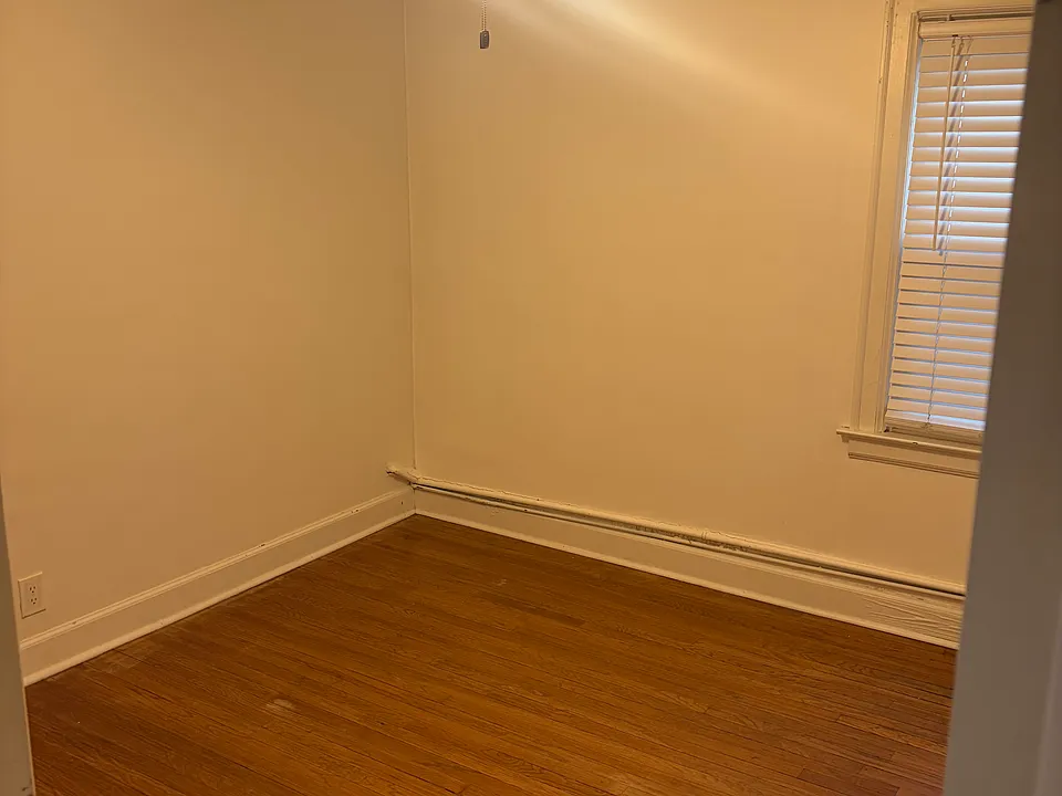 507 Curry Ave #1