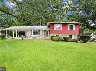 7620 Miller Fall Rd, Rockville, MD 20855