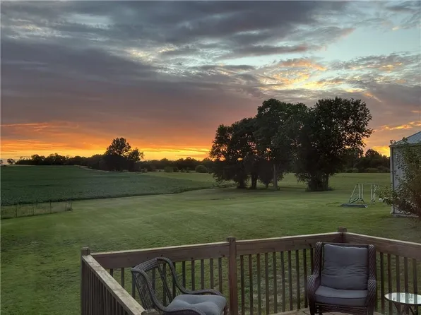 148 SW 301st Rd, Centerview, MO 64019