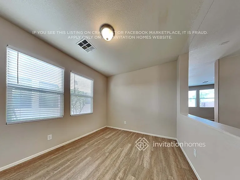 4920 Whistling Acres Ave — Photo 8