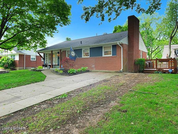 4th image of 3708 Rosemont Blvd