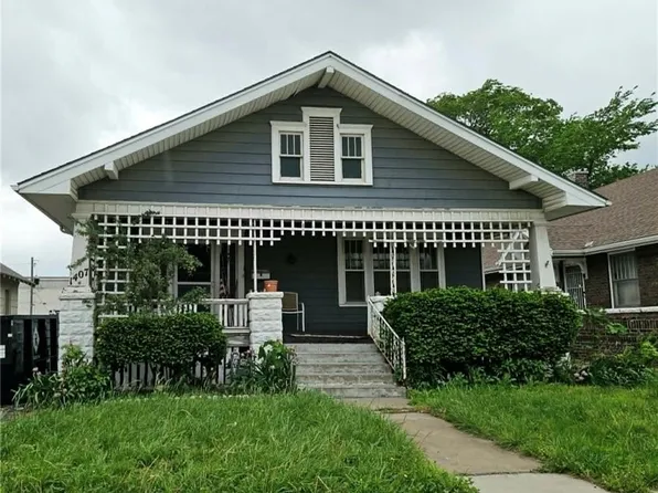 1407 N Broadway St, Pittsburg, KS 66762