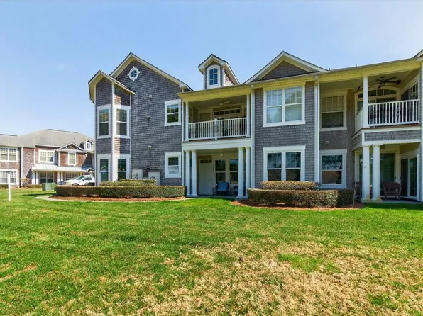 315 Troon Ct, Cape Charles, VA 23310