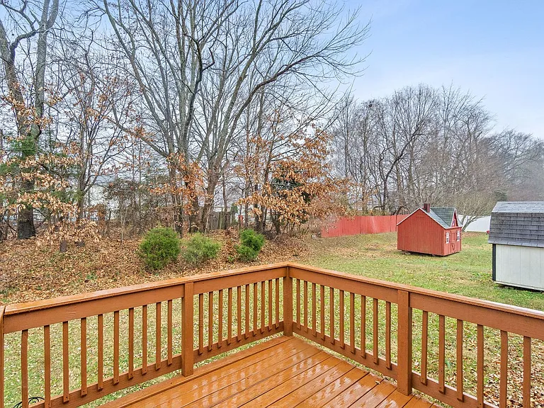 941 Crabapple Ln — Photo 21