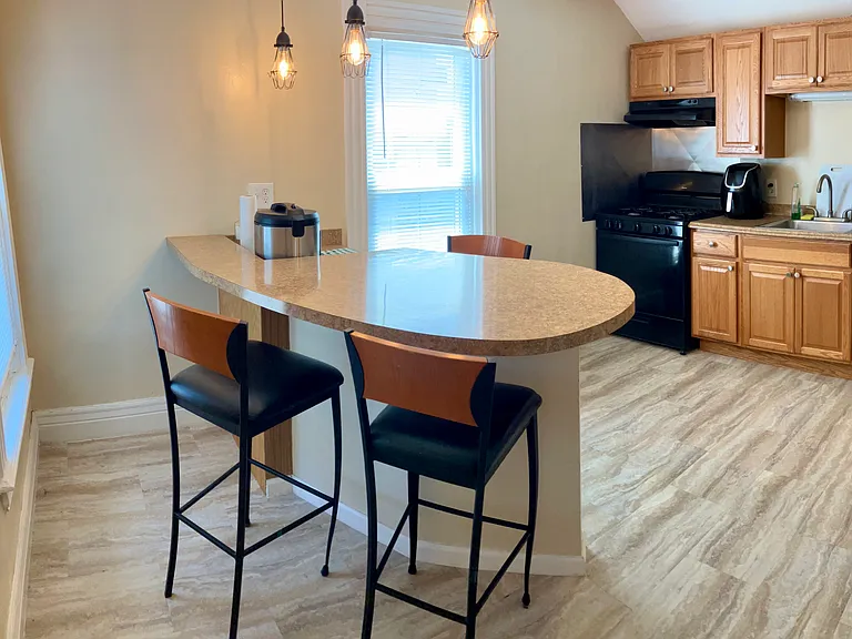 63 Rowley St #B2 — Photo 1