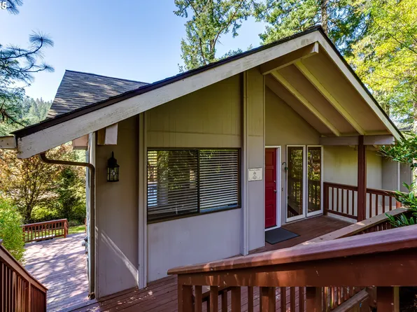 5140 Saratoga St, Eugene, OR 97405