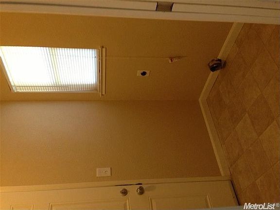 3rd image of 8555 Danridge Dr