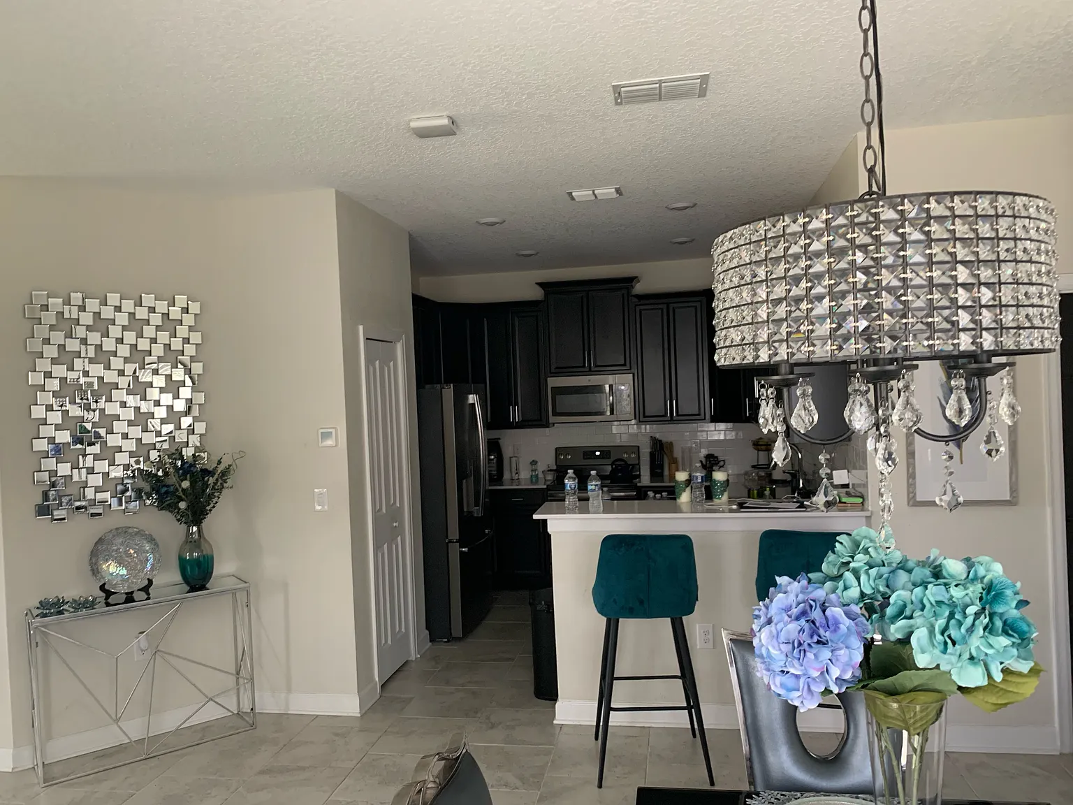 2 bed, 1517 sqft, $2,200 — Photo 4
