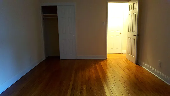 Rented by Realty Queens LLC | media 10