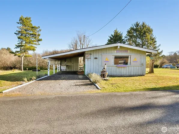 16 Oyehut Road, Hoquiam, WA 98550