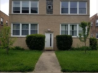 9009 Lamon Ave #2S, Skokie, IL 60077