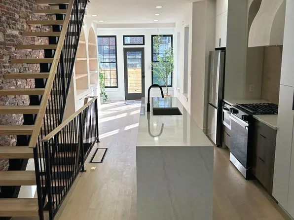 2358 E Boston St, Philadelphia, PA 19125