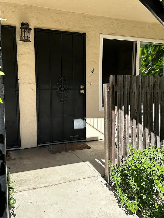 4437 Cleveland Ave — Photo 4