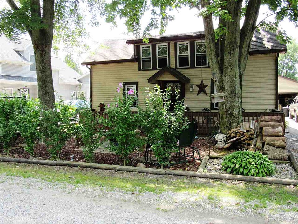 1st image of 3595 W Maple Dr-57