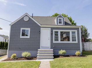65 Grove St, Elmwood Park, NJ 07407