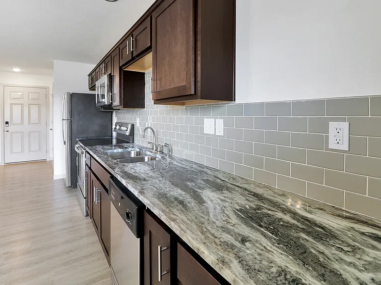 60 West Apartments — Photo 9