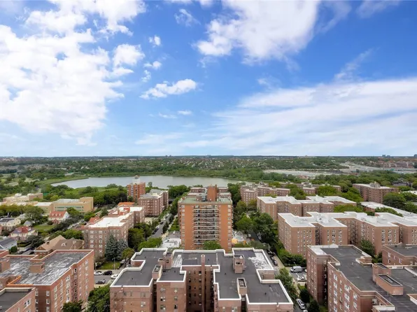 110-11 Queens Boulevard image 18 of 22