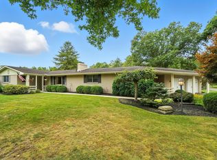 13 Denison Ct, Granville, OH 43023