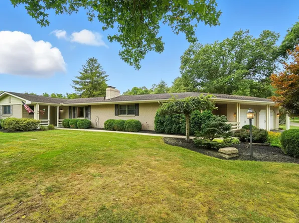 13 Denison Ct, Granville, OH 43023